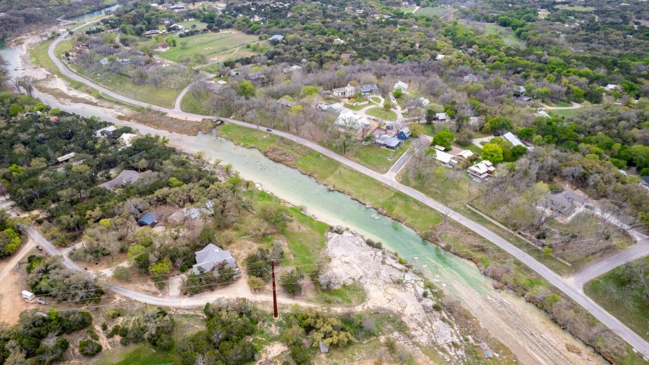 New! The Yellow Door- Downtown Wimberley W/ River Access エクステリア 写真